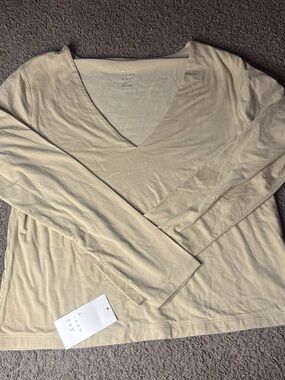 a new day Women's Long Sleeve V-Neck Top in Light Beige $20 retail double lined